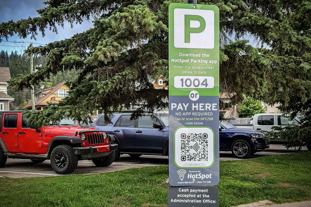 Paid Parking Signs - Explore Jasper