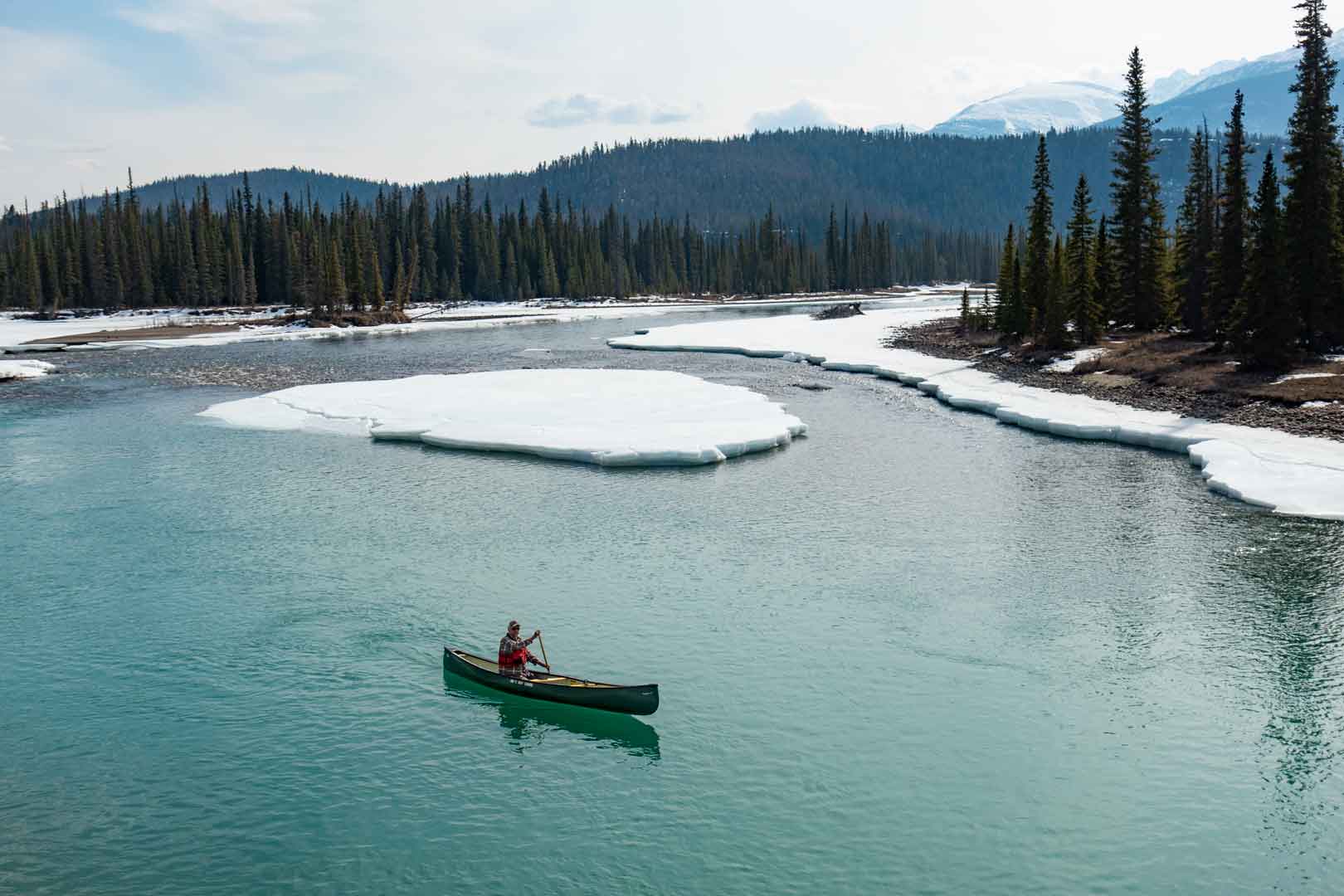 Canoeing Athabasca river - Explore Jasper