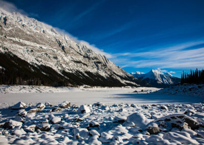 Snowshoe Medicine Lake - Explore Jasper