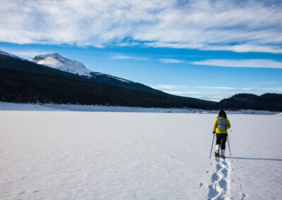 Snowshoe Medicine Lake - Explore Jasper
